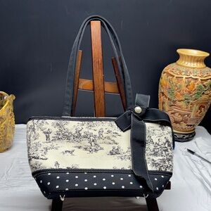 Elegant Black and Cream Tote Bag